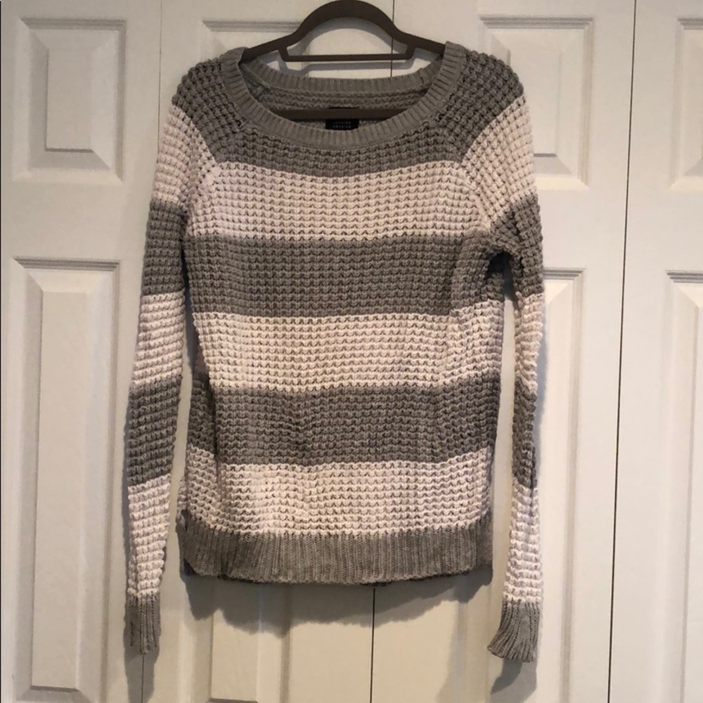 Knit sweater